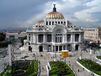 на фото Мехико (столица Мексики)