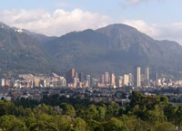 на фото Богота (столица Колумбии)