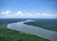 Река Игуасу, водяная бездна в Южной Америке.