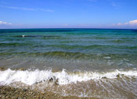 на фото Ионическое море