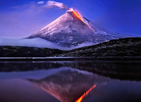 на фото Ключевская сопка (вулкан)