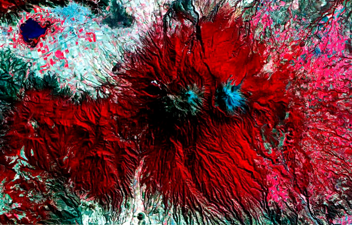 на фото Транс-мексиканский вулканический пояс