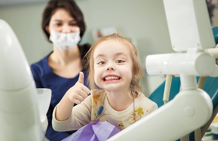 на фото Лечение детских зубов