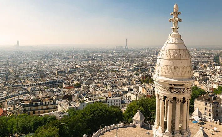 на фото Исследование Парижа через его необычные достопримечательности