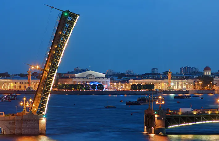 Троицкий мост
