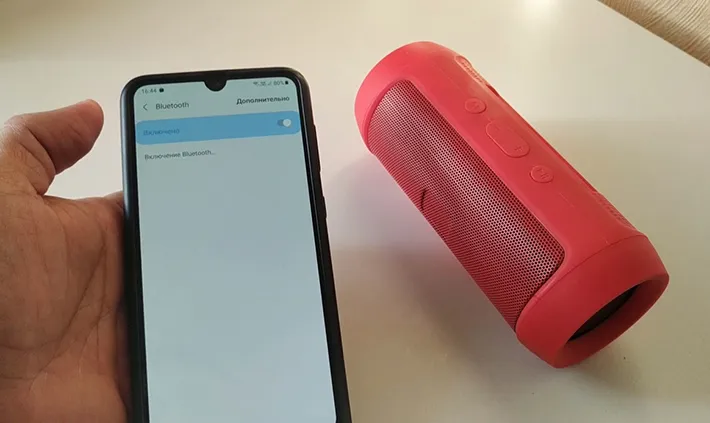 Особенности подключения Bluetooth-колонок к Android и iOS-смартфонам